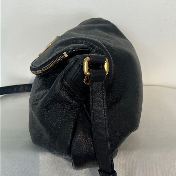 Marc by Marc Jacobs Natasha Black Leather Crossbody Bag - Picture 5 of 17